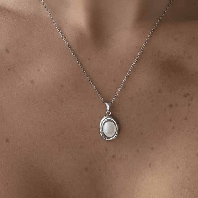 Pretty Aura Necklace - Image 3