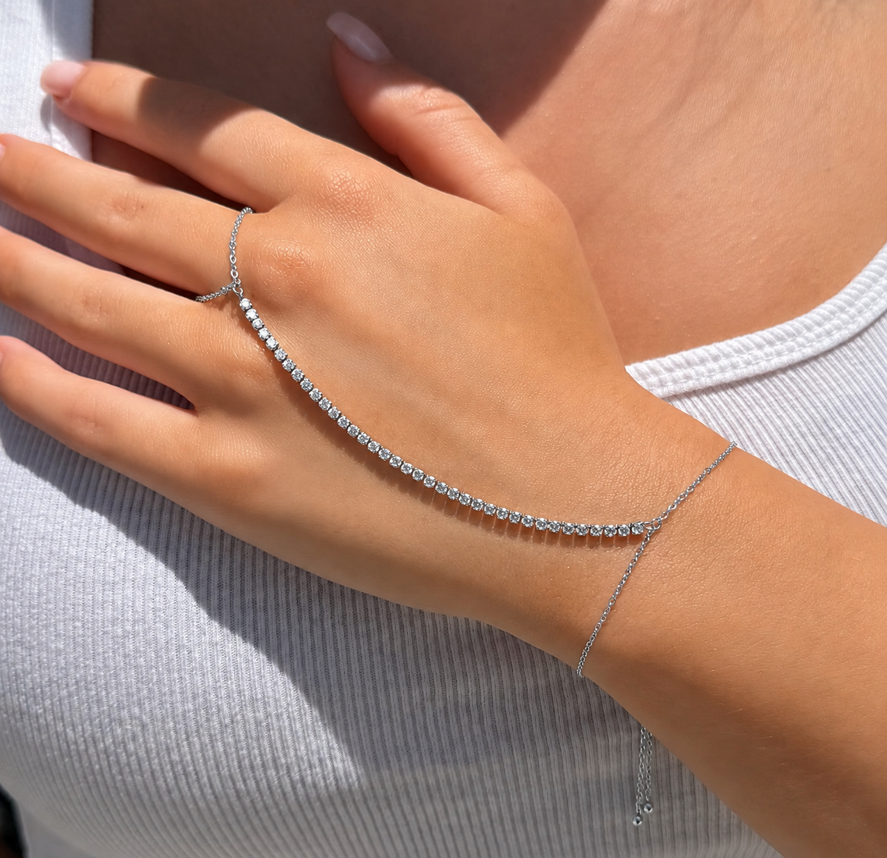 The Slide On Hand Chain Collection - Image 30