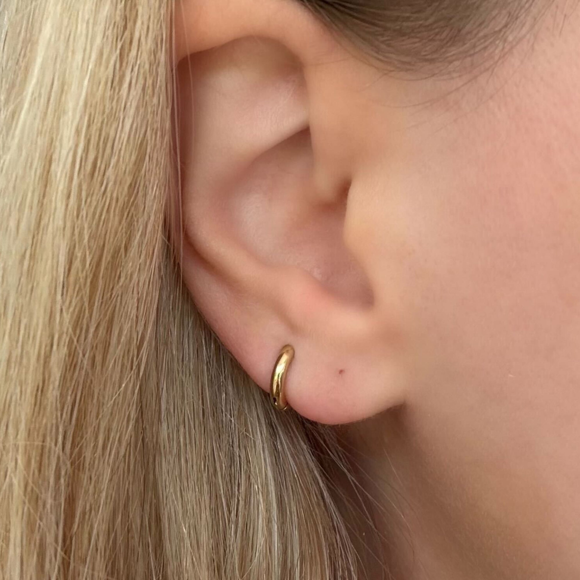 Cutie Thin Hoop Earrings - Image 7