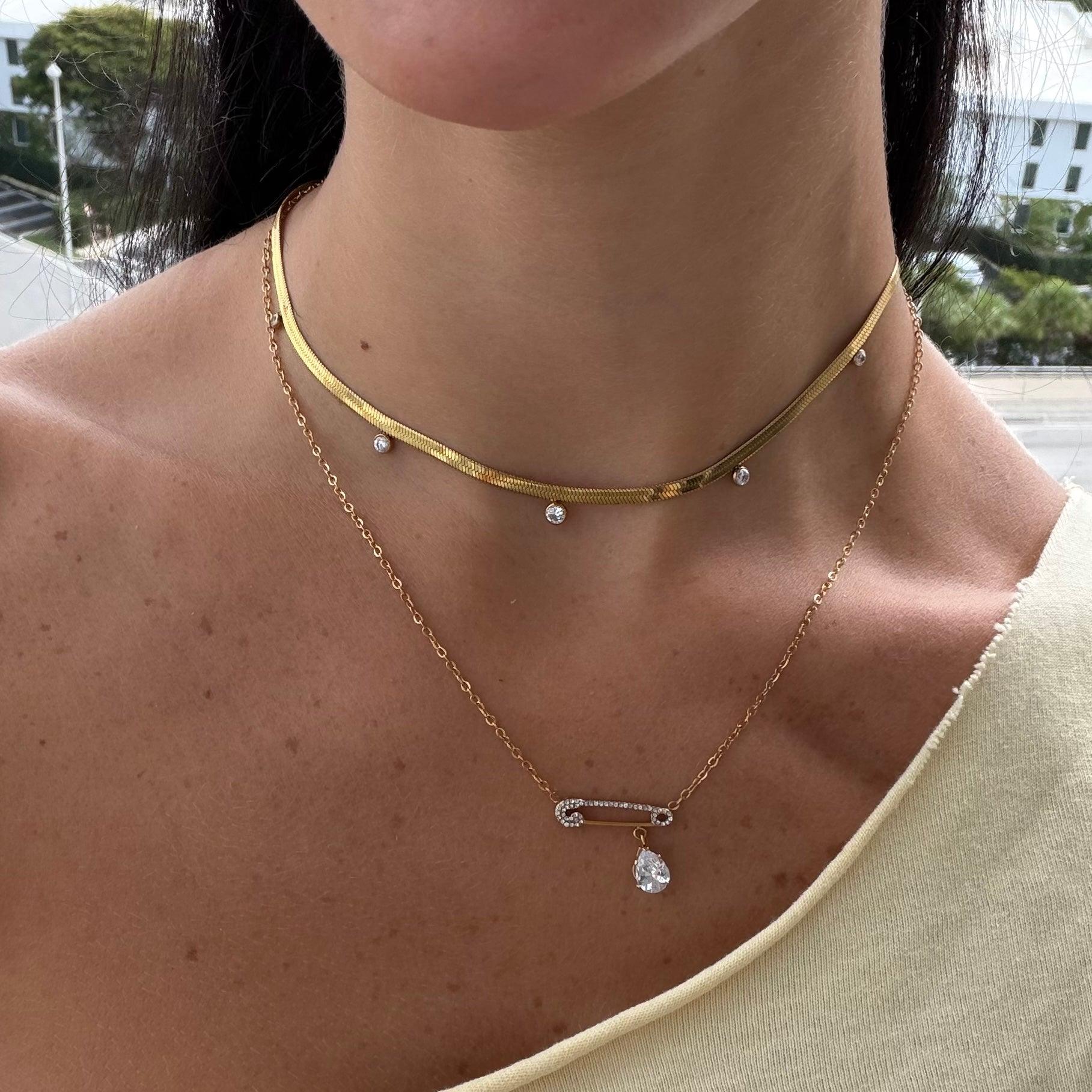 Shiny Pin Necklace - Image 4