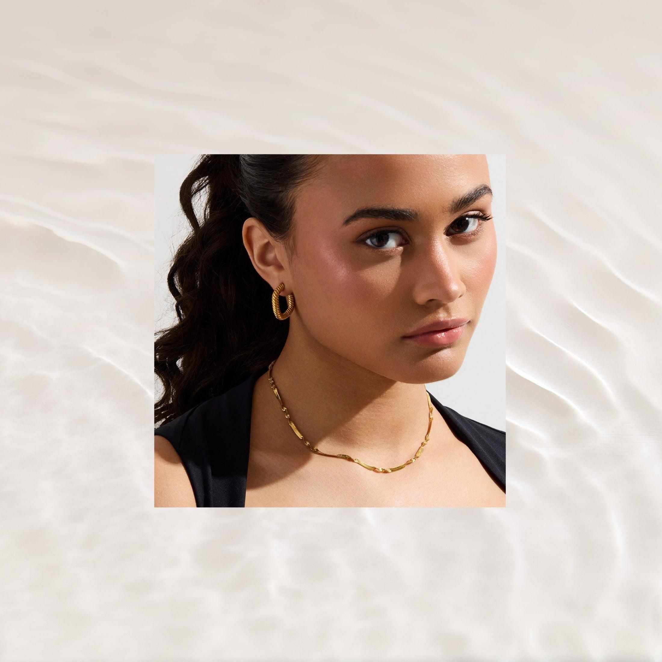 Twisted Luxe Necklace - Image 4