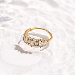 Alternative view of Sicily Ring