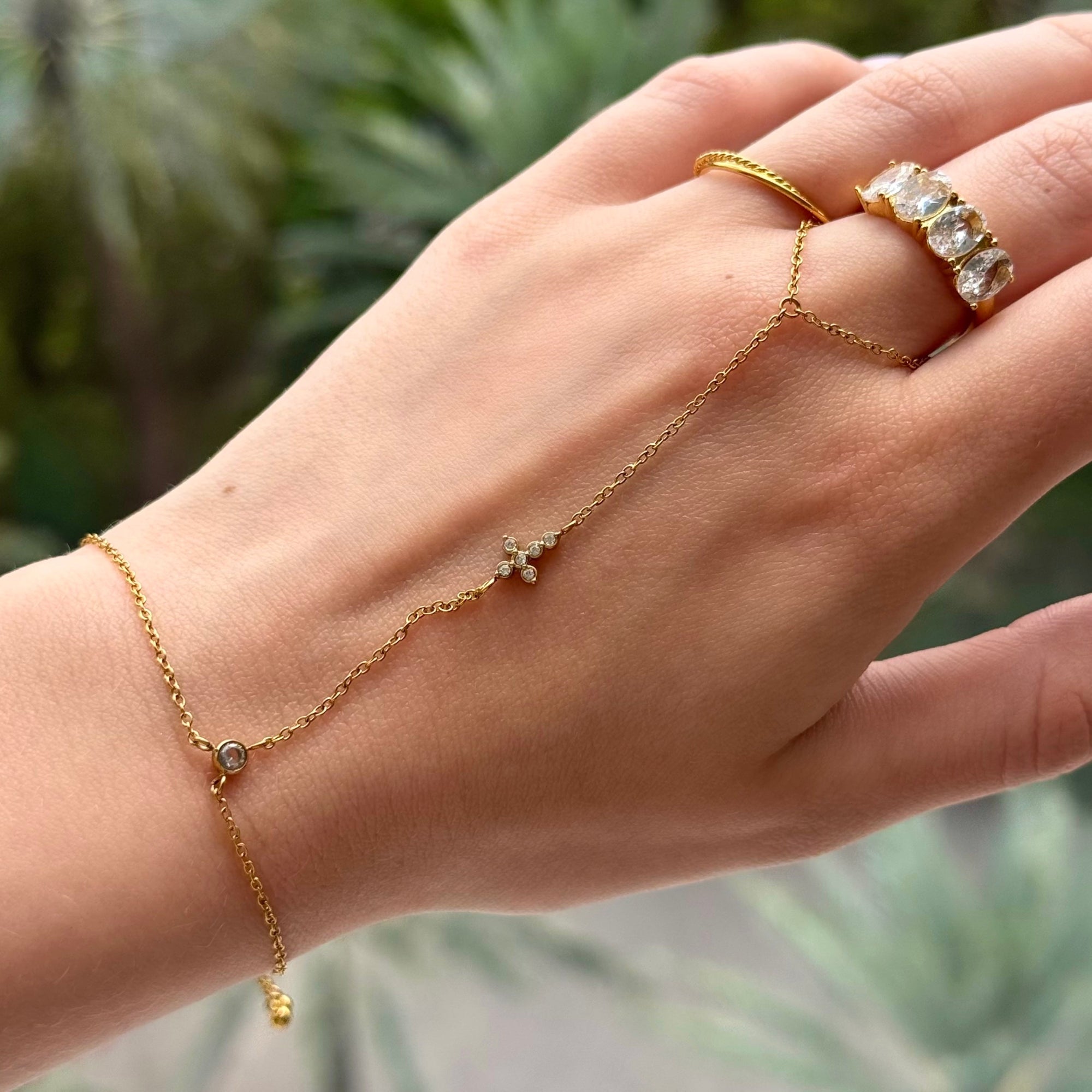 The Slide On Hand Chain Collection - Image 39