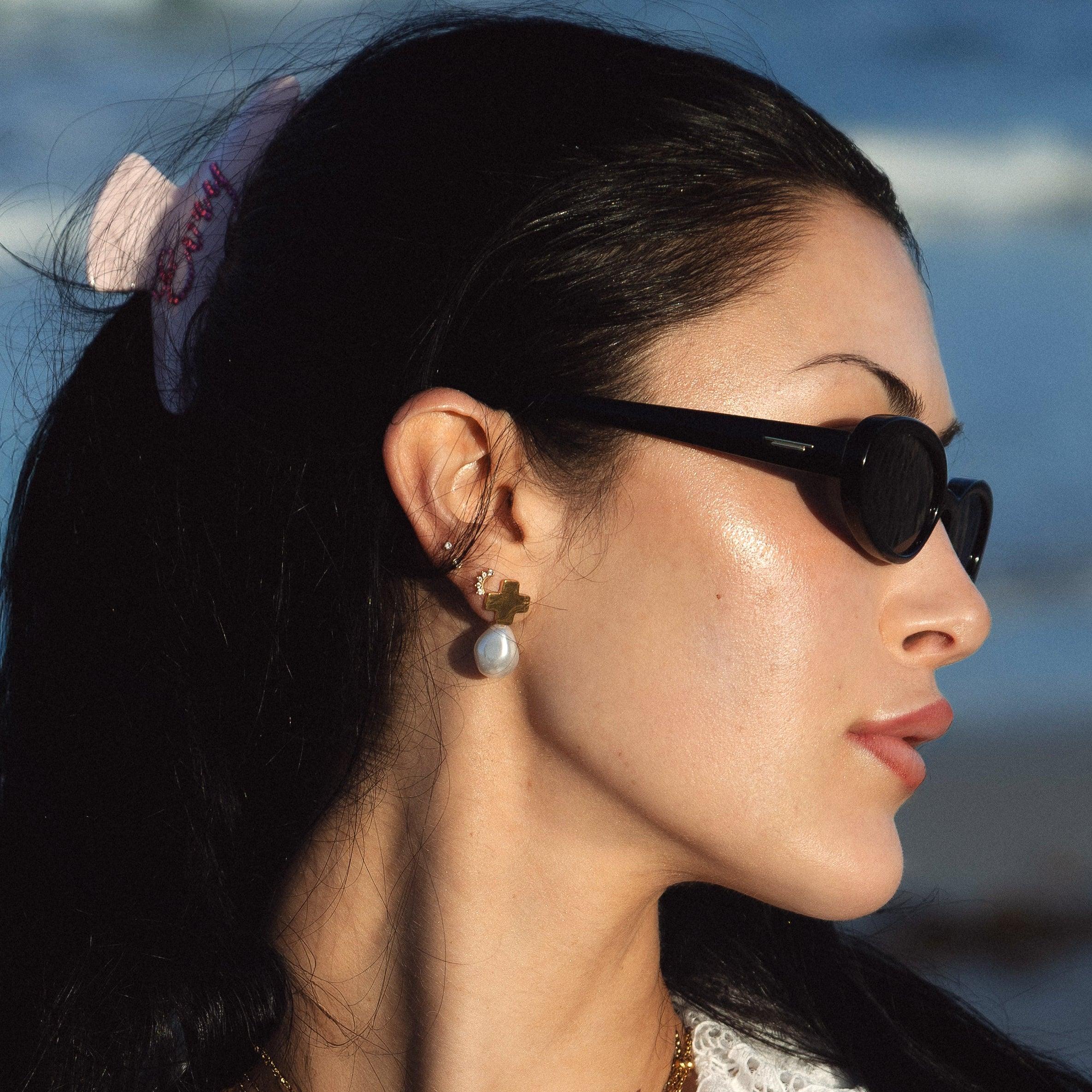 Gracie Pearl Earrings - Image 2