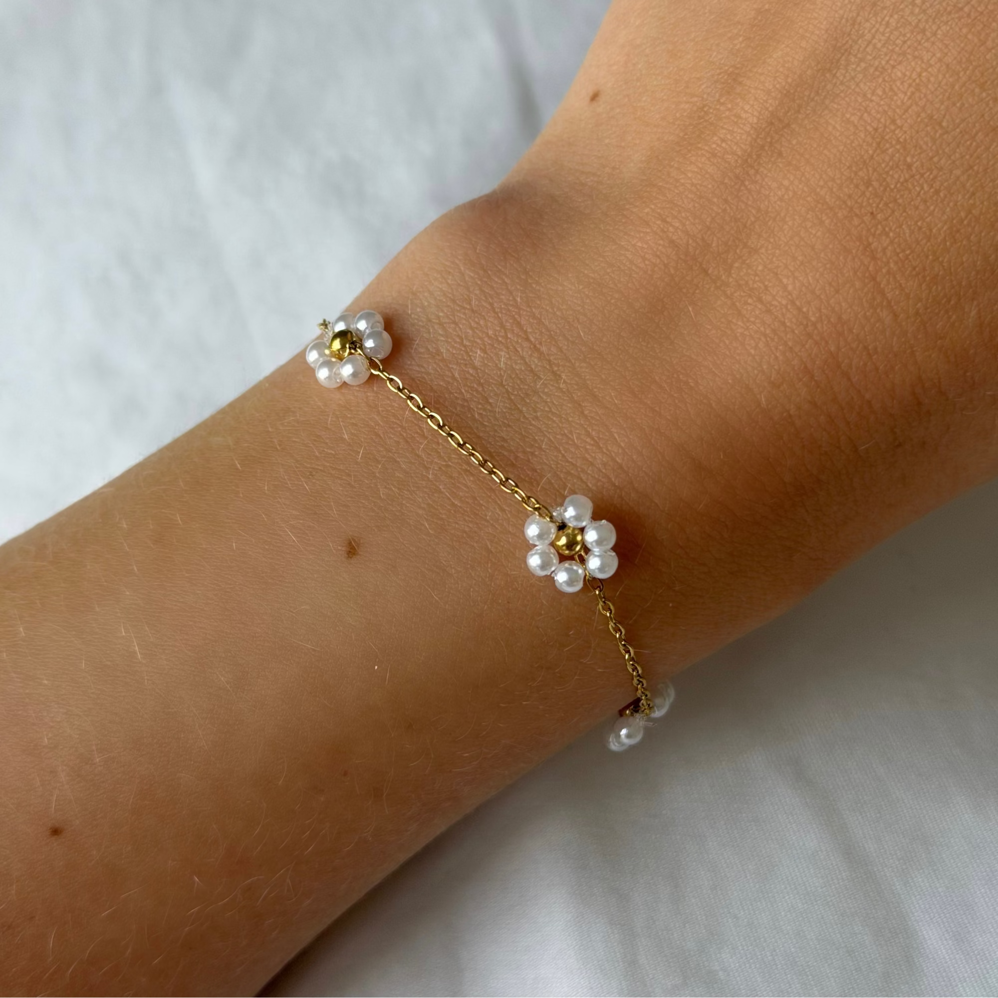 Daisy Summer Necklace & Bracelet 2 Piece Set - Image 3