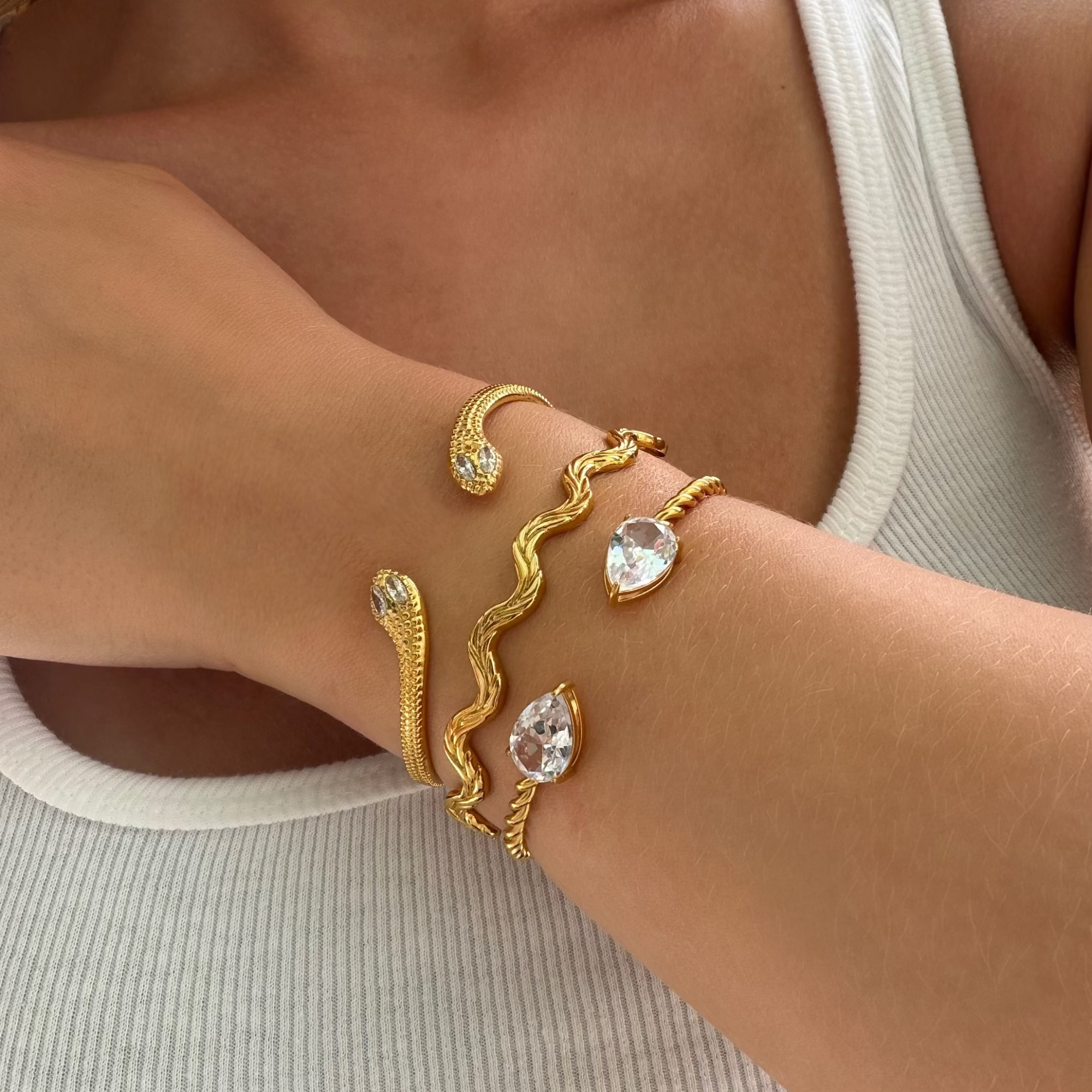 Twisted Spark Bangle - Image 2