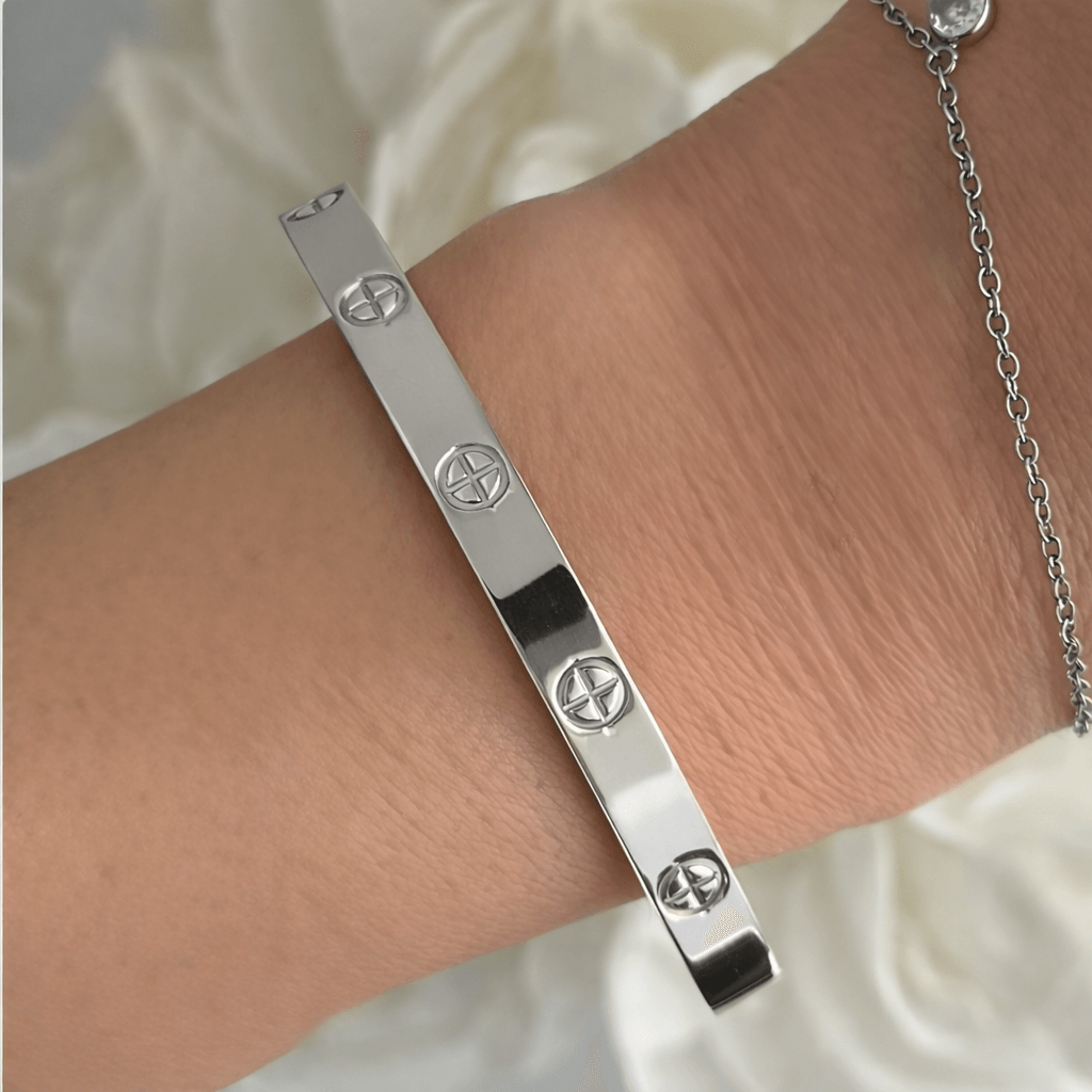 Linked Babe Bangle - Image 3