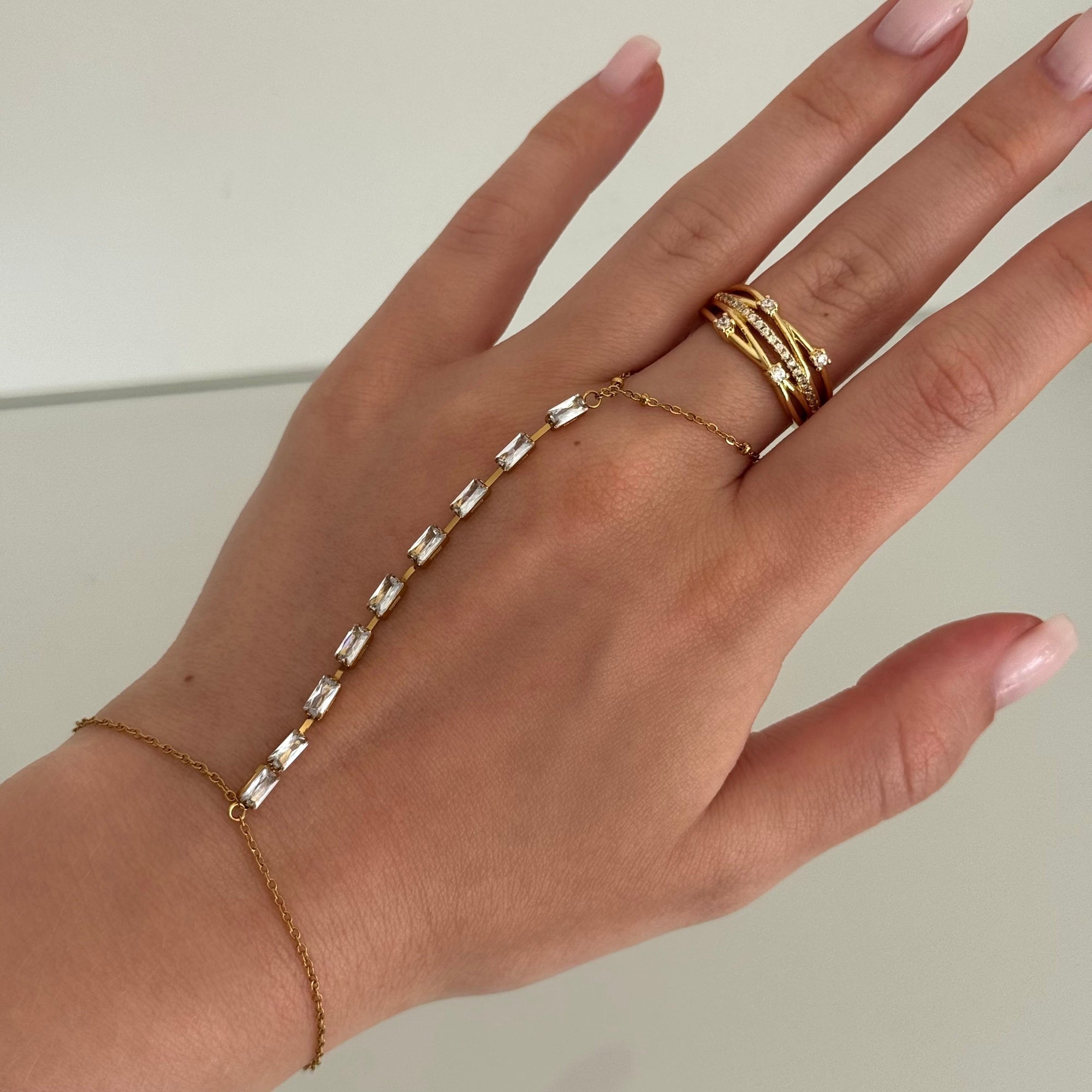 The Slide On Hand Chain Collection - Image 47