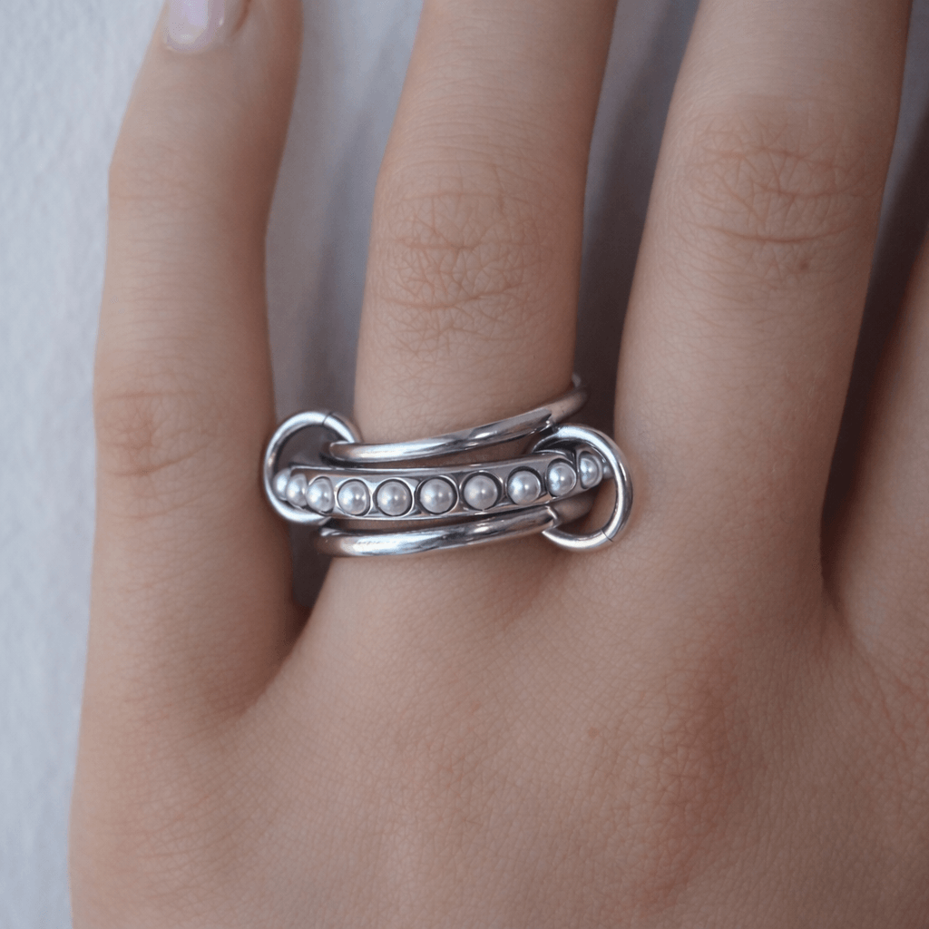 Trio Amour Ring - Image 3