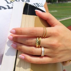 Alternative view of Twisted Ring