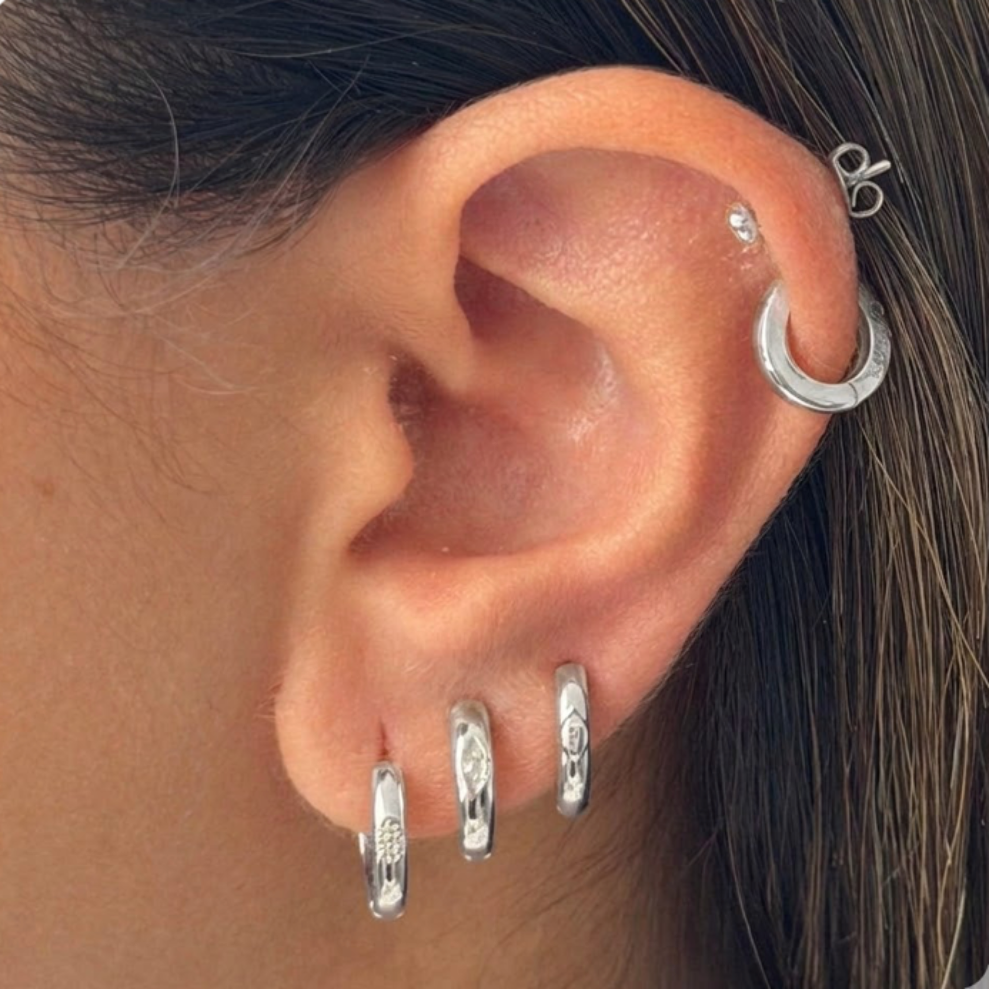 Sweet Edge Hoop 3-Piece Earrings Set - Image 2