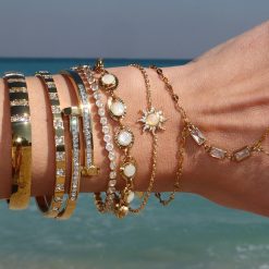 Alternative view of Halo Click Bangle