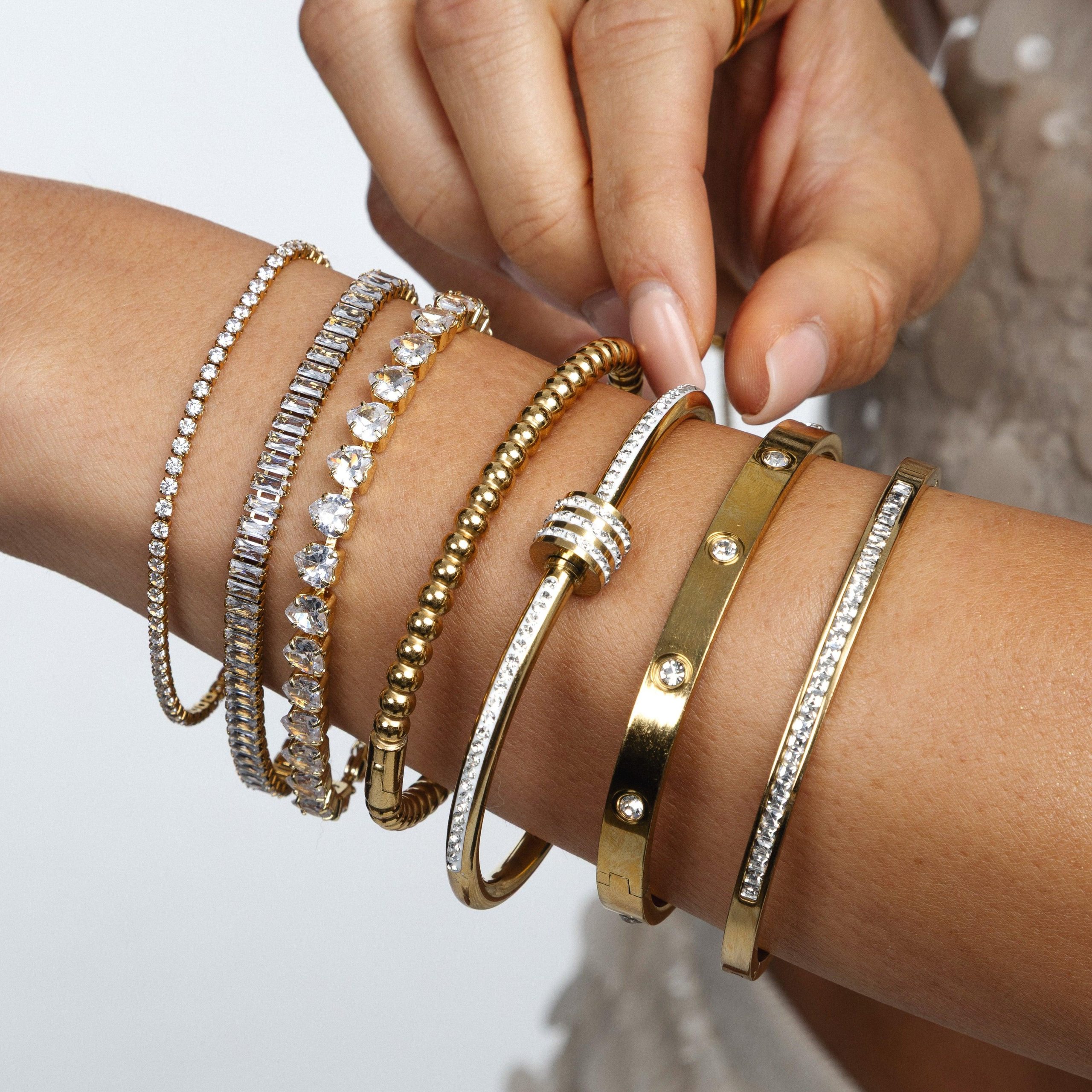 It-Girl Status Tennis Bangle - Image 3