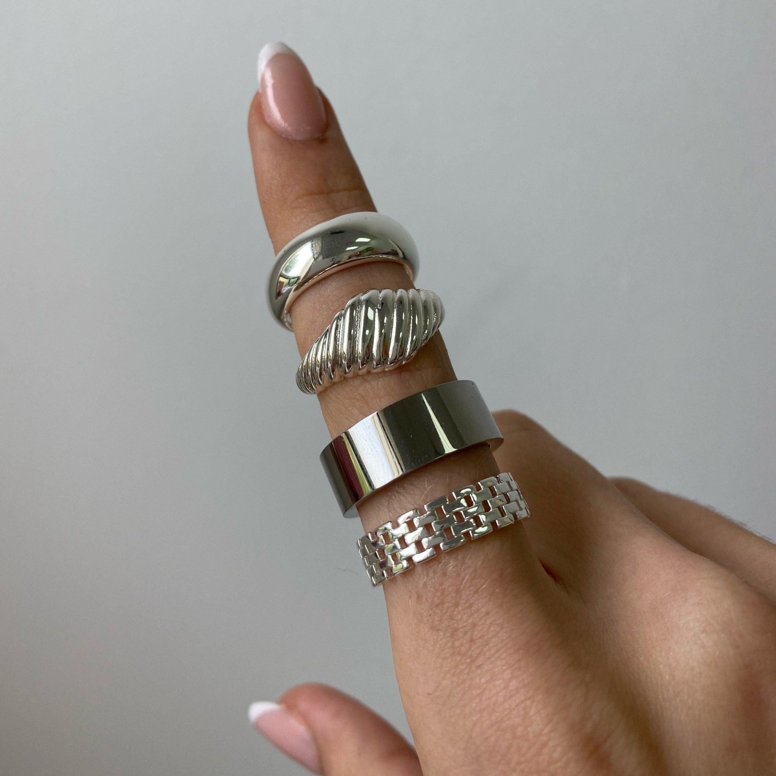 Essential Ring - Image 4