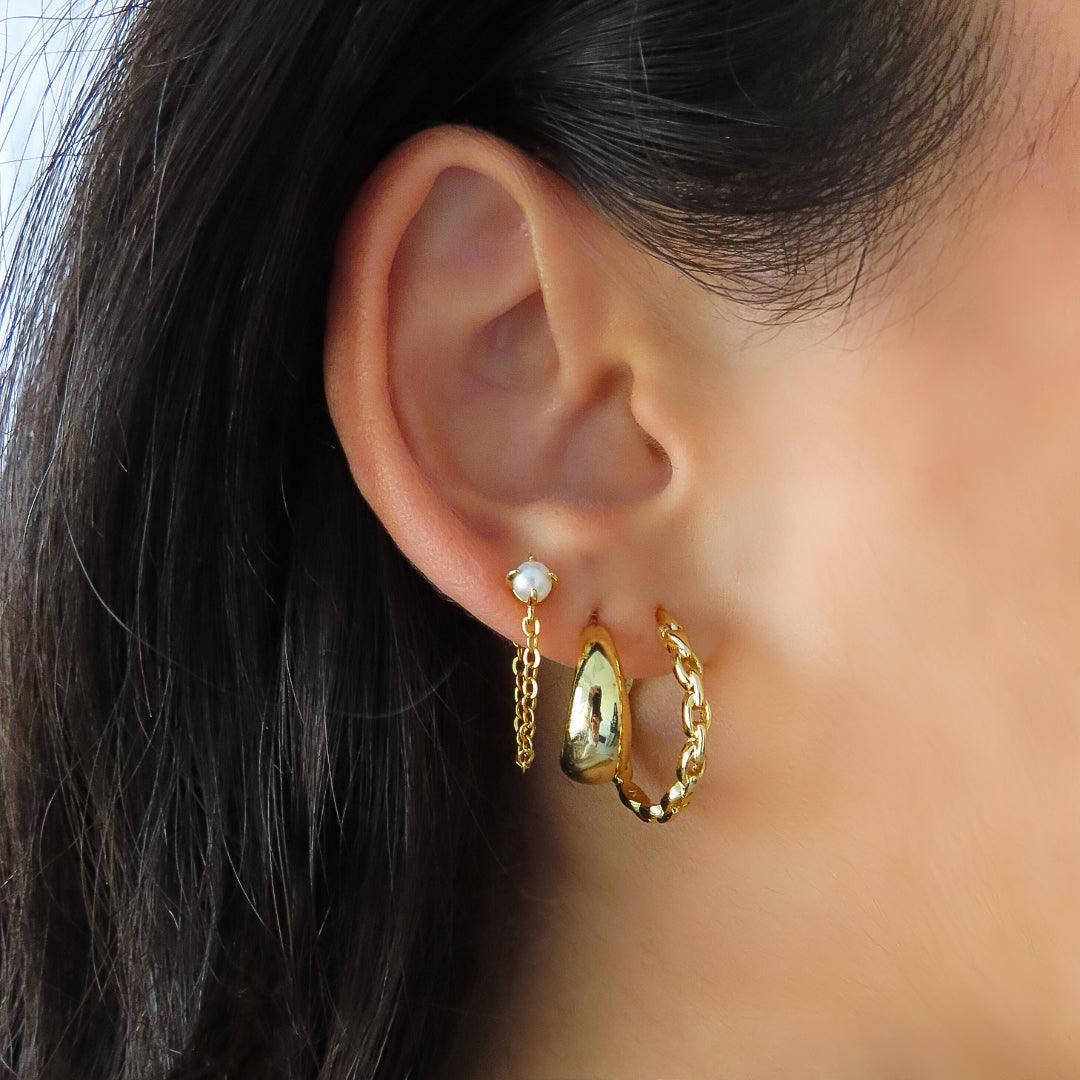 Girly Pearly Earrings - Image 4