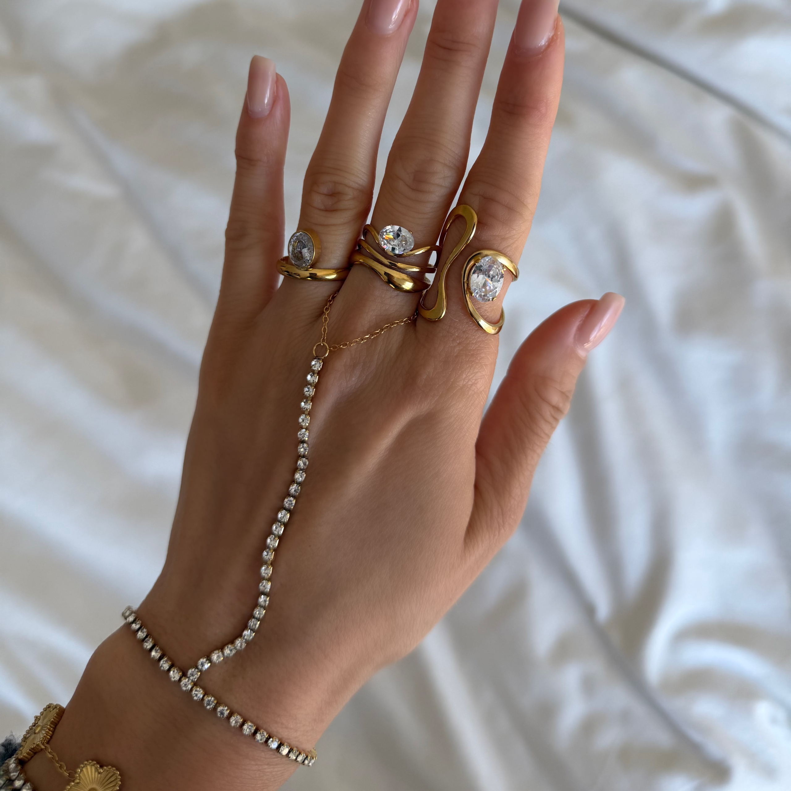 Viral Hand Chains: Anti Tarnish Waterproof - Image 60