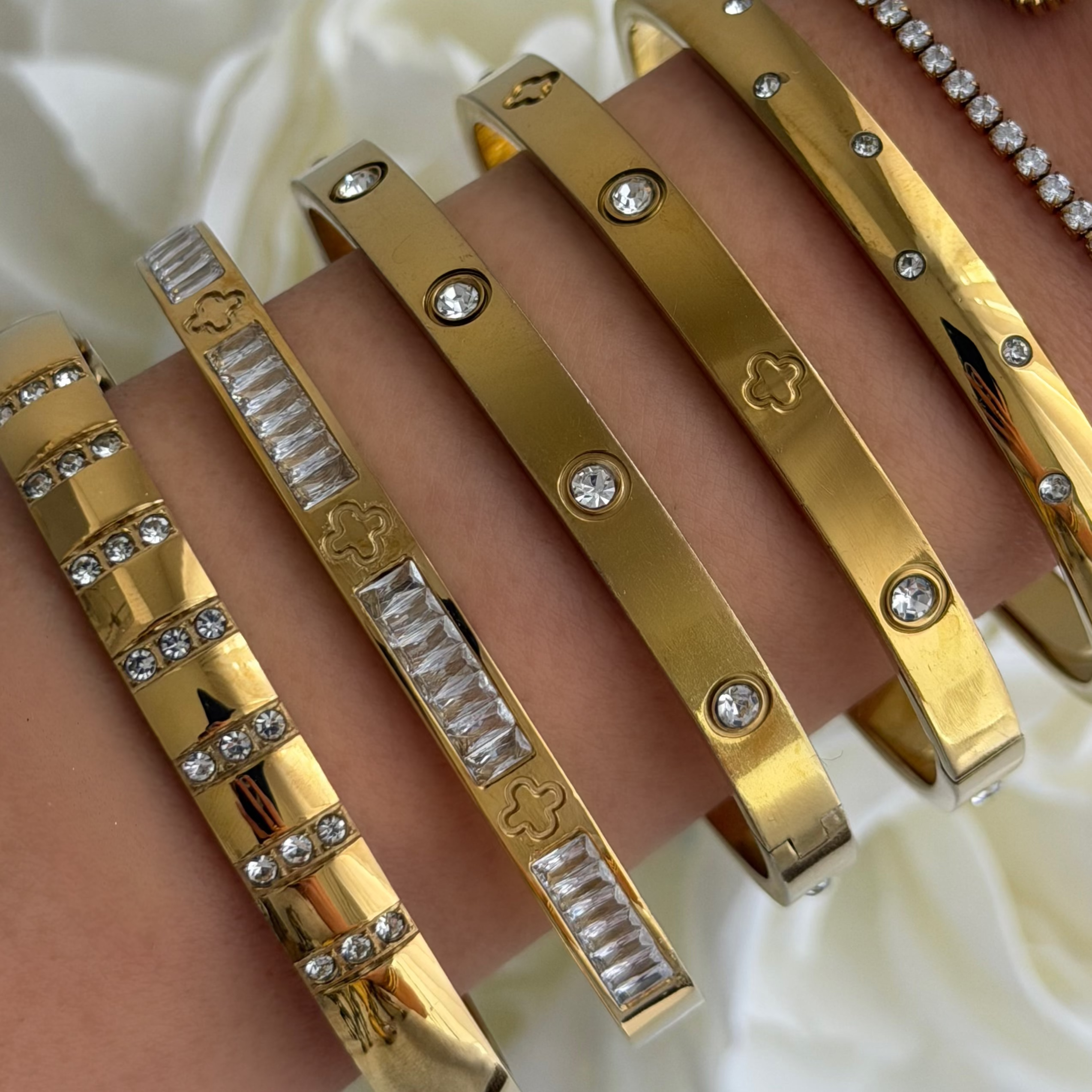 Twinkle Touch Bangle - Image 4
