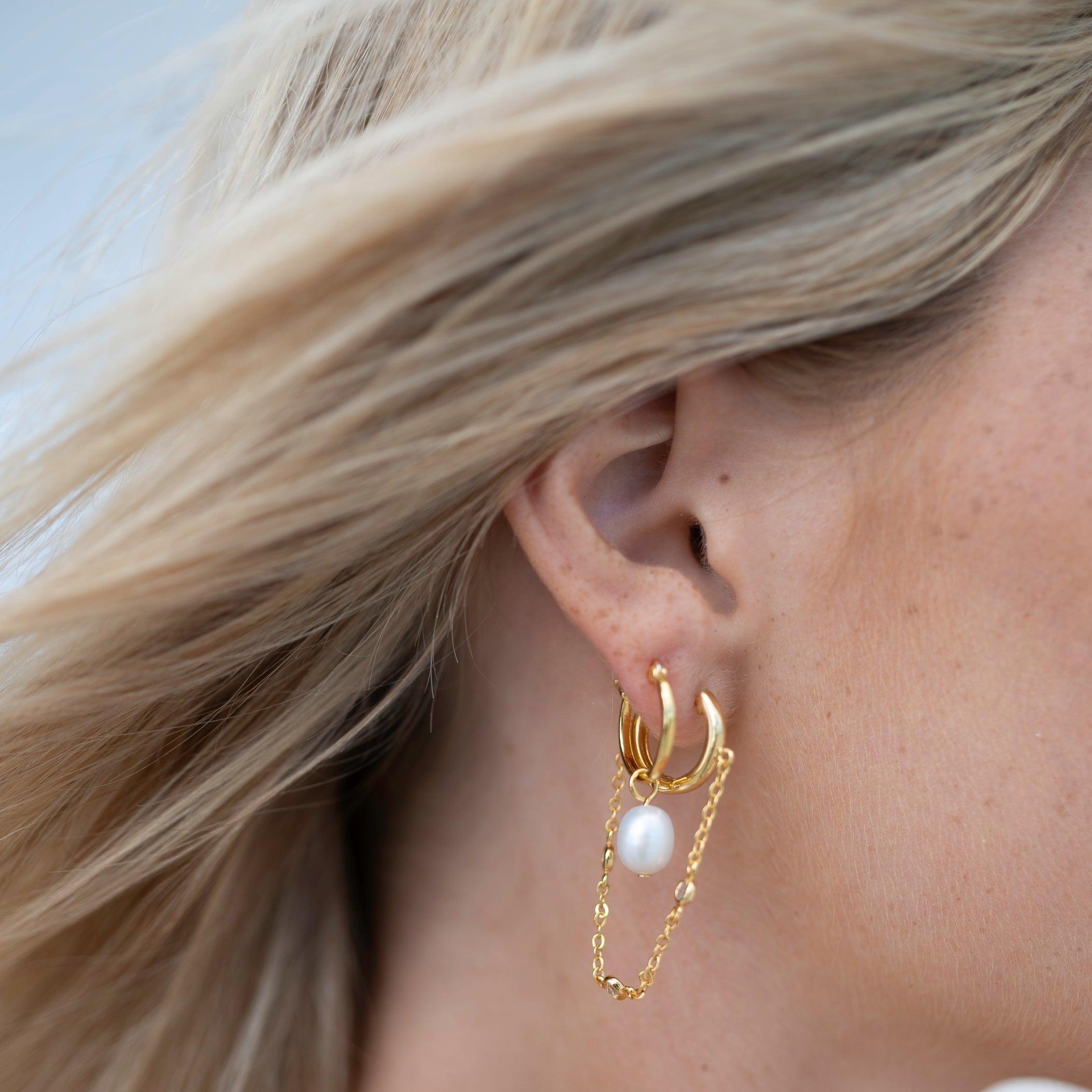 Pure Pearl Earrings - Image 6