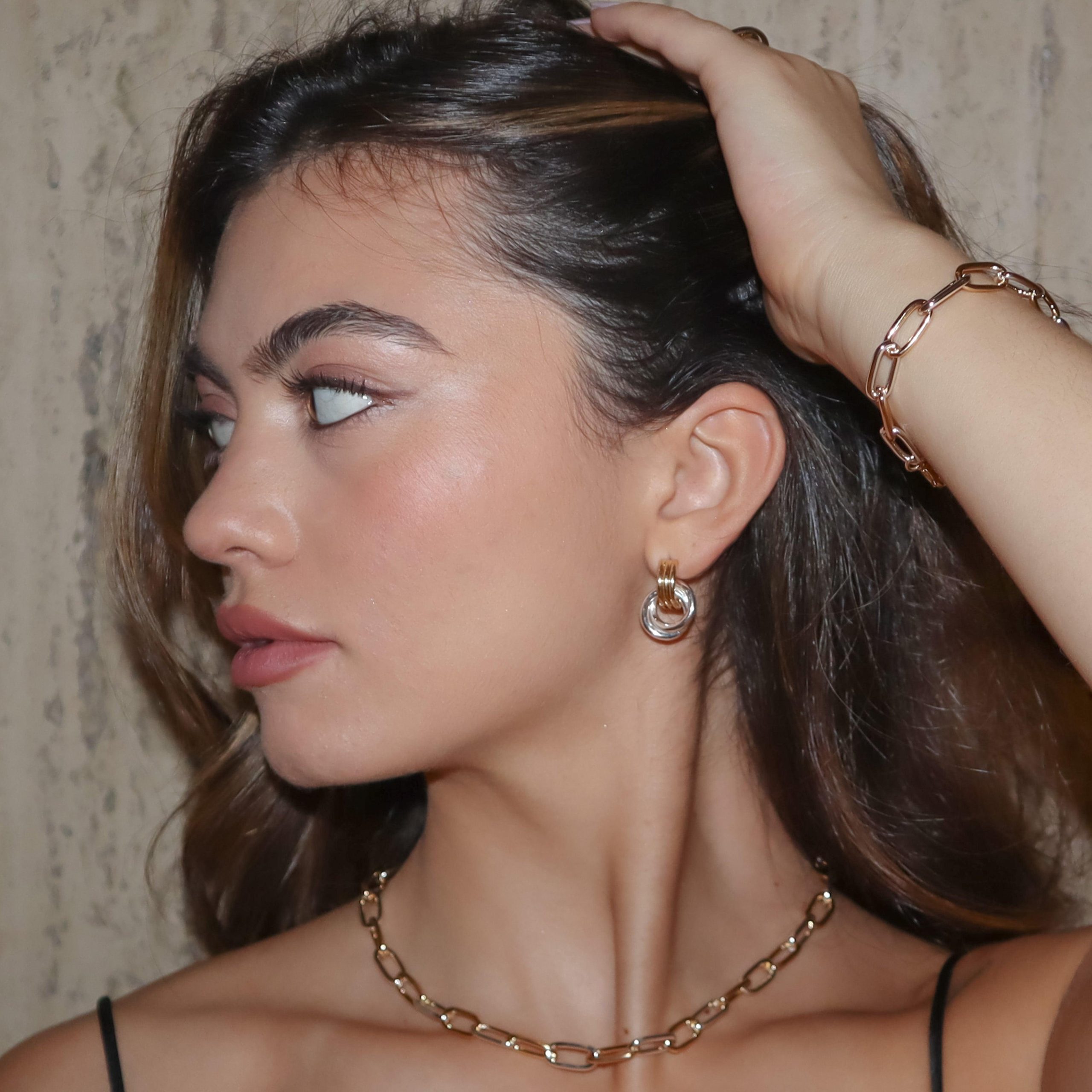 Luxe Link Necklace - Image 3