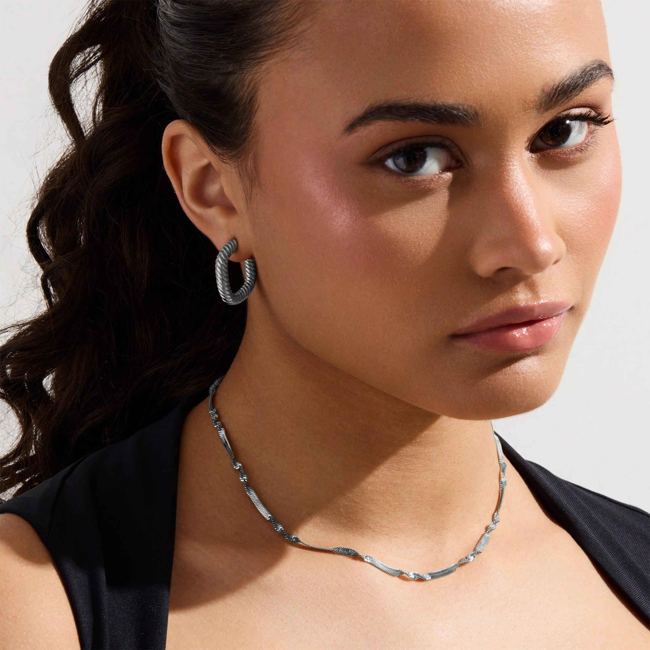 Twisted Luxe Necklace - Image 5